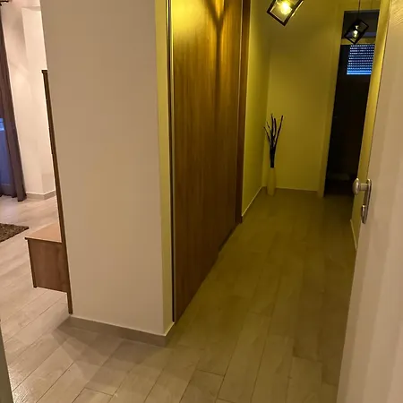 Apartmants Neli *